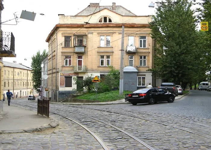 милі з ремонтом в центрі! супер ціна! *